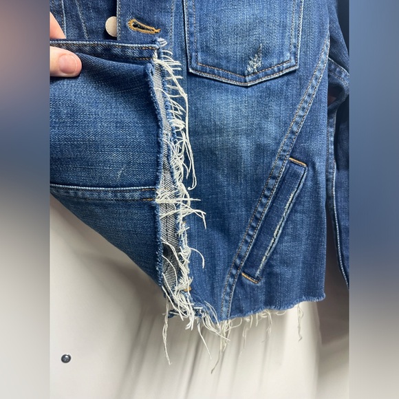 L’AGENCE NEW Janelle Slim Fit Raw Hem Denim Trucker Jacket small Authentique - Picture 7 of 10